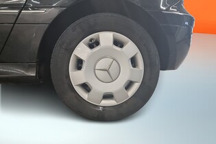 Mercedes-Benz B vaihtoauto