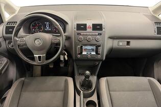 Volkswagen Touran vaihtoauto