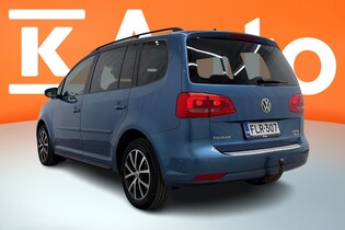 Volkswagen Touran vaihtoauto