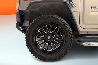 Hummer H2 vaihtoauto