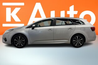 Toyota Avensis vaihtoauto