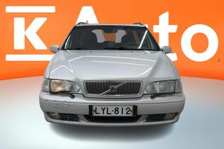 Volvo V70 vaihtoauto