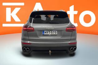 Porsche Cayenne vaihtoauto