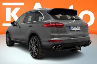 Porsche Cayenne vaihtoauto