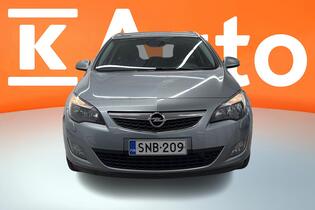 Opel Astra vaihtoauto