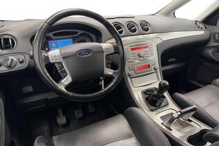 Ford S-MAX vaihtoauto