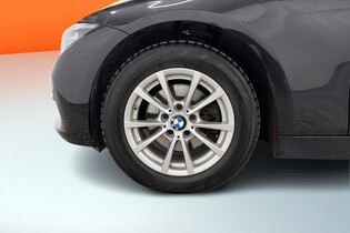BMW 320 vaihtoauto