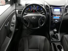 Hyundai i30 5d vaihtoauto