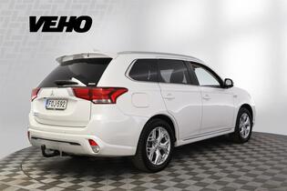 Mitsubishi Outlander PHEV vaihtoauto