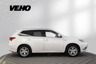 Mitsubishi Outlander PHEV vaihtoauto