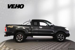 Toyota Hilux vaihtoauto