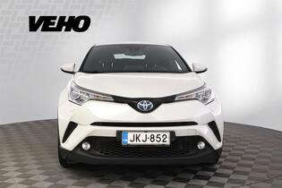 Toyota C-HR vaihtoauto