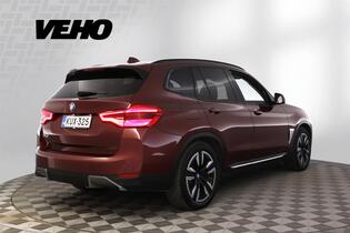 BMW iX3 vaihtoauto