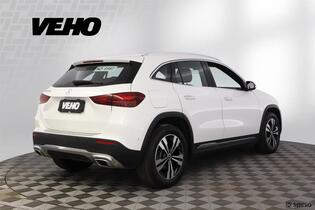 Mercedes-Benz GLA vaihtoauto