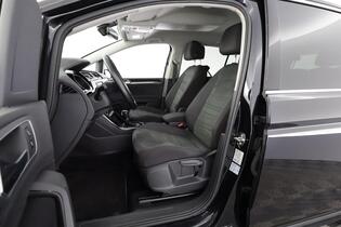 Volkswagen Touran vaihtoauto