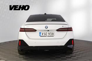 BMW i5 M60 vaihtoauto