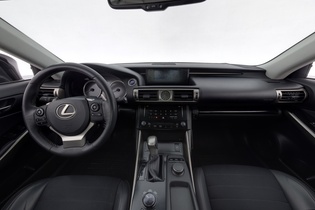Lexus IS vaihtoauto