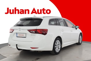 Toyota Avensis vaihtoauto