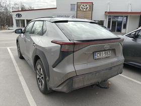 Toyota bZ4X vaihtoauto