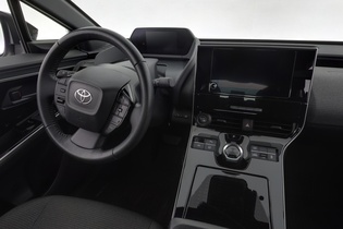 Toyota bZ4X vaihtoauto