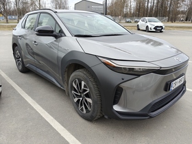 Toyota bZ4X vaihtoauto