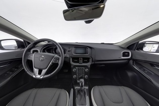Volvo V40 Cross Country vaihtoauto