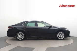 Toyota Camry vaihtoauto