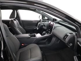 Toyota bZ4X vaihtoauto