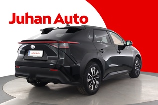 Toyota bZ4X vaihtoauto