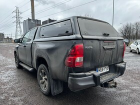 Toyota Hilux vaihtoauto