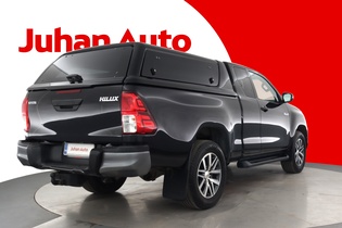 Toyota Hilux vaihtoauto