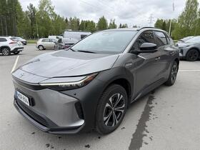 Toyota bZ4X vaihtoauto
