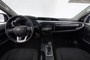 Toyota Hilux vaihtoauto