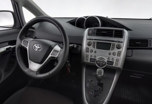 Toyota Verso vaihtoauto