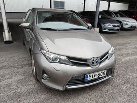 Toyota Auris vaihtoauto
