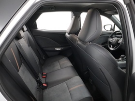 Lexus LBX vaihtoauto