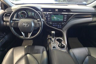 Toyota Camry vaihtoauto