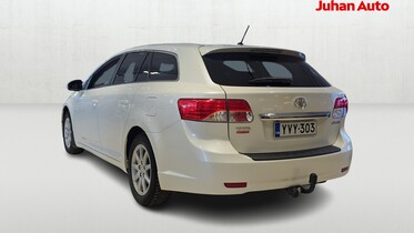 Toyota Avensis vaihtoauto