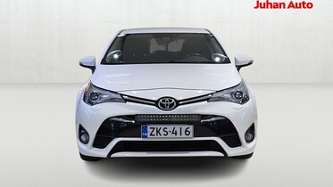 Toyota Avensis vaihtoauto