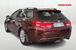 Honda Accord vaihtoauto