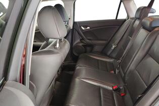 Honda Accord vaihtoauto