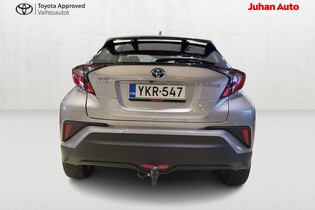 Toyota C-HR vaihtoauto