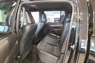 Toyota Hilux vaihtoauto