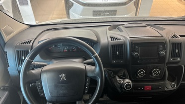 Peugeot Boxer vaihtoauto