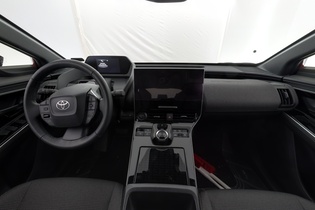 Toyota bZ4X vaihtoauto