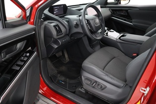 Toyota bZ4X vaihtoauto