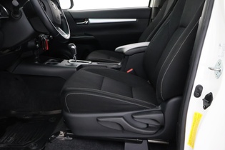 Toyota Hilux vaihtoauto