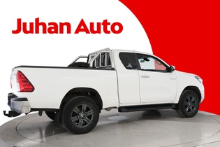 Toyota Hilux vaihtoauto