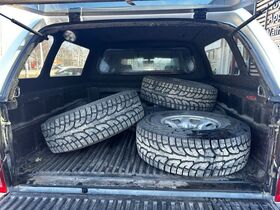 Toyota Hilux vaihtoauto