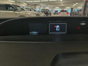 Toyota Prius Plug-in vaihtoauto